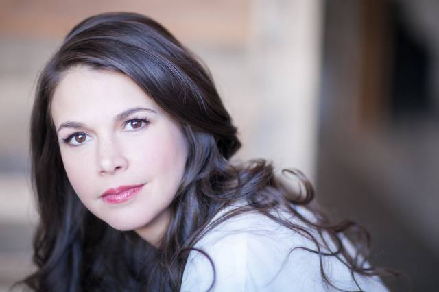 Sutton-Foster-2-by-Laura-Marie-Duncan.jpg